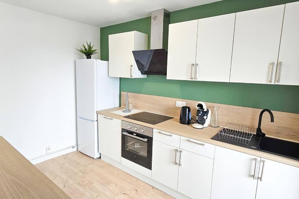 C'Est Chez Maurice! 4 Ch Wifi Balcon Parking Free Daire Saint-Etienne  Dış mekan fotoğraf
