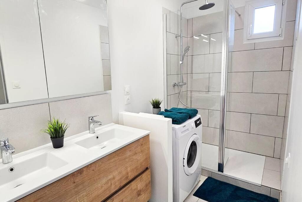 C'Est Chez Maurice! 4 Ch Wifi Balcon Parking Free Daire Saint-Etienne  Dış mekan fotoğraf