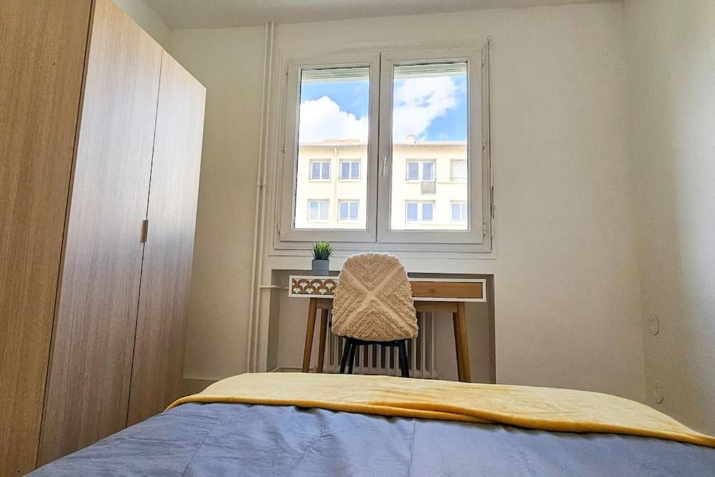 C'Est Chez Maurice! 4 Ch Wifi Balcon Parking Free Daire Saint-Etienne  Dış mekan fotoğraf